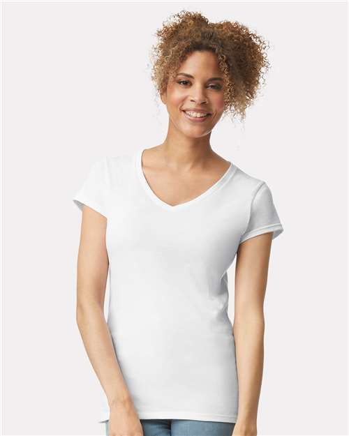 Softstyle® Women’s V-Neck T-Shirt 64V00L